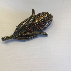 Heid Daus brooch